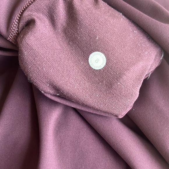 Lululemon Wunder Under High-Rise Tight 28" Luxtreme in Grape Thistle Size 8 - Picture 10 of 10